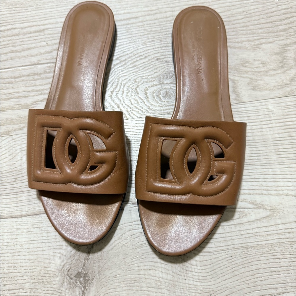 Dolce & Gabbana Brown Leather Slide Sandals Size 39